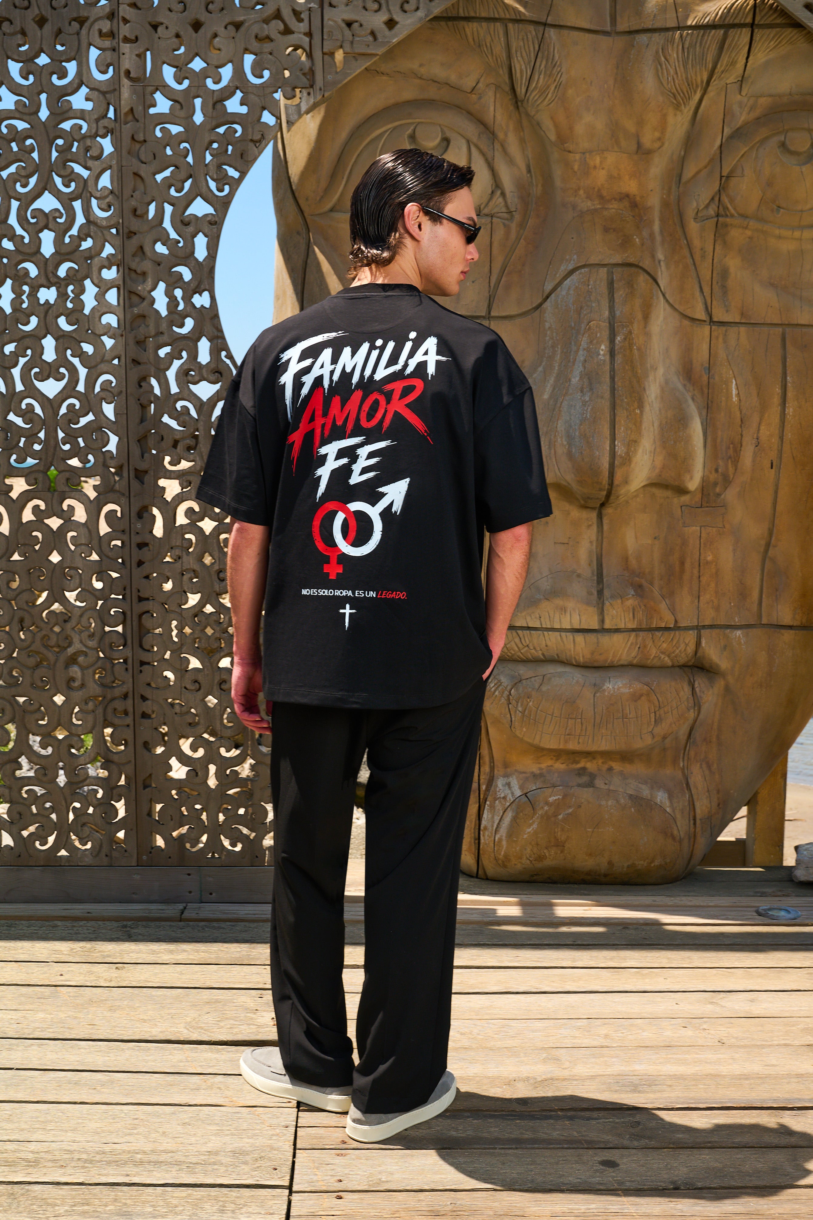 T-shirt oversize "The family Bound" - Nera